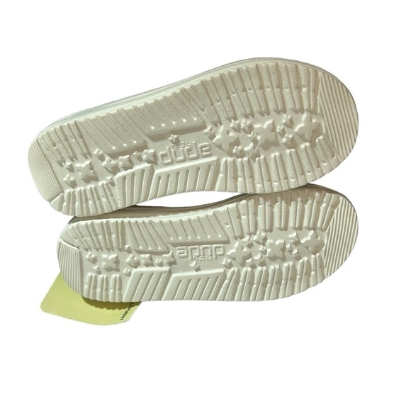 New Hey Dude Youth Wally Slip-on Shoes sz 11 Red Buffalo Plaid Christmas Boy's - Picture 6 of 6